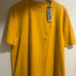 Tommy Hilfiger Men's Bright Yellow Tee XL